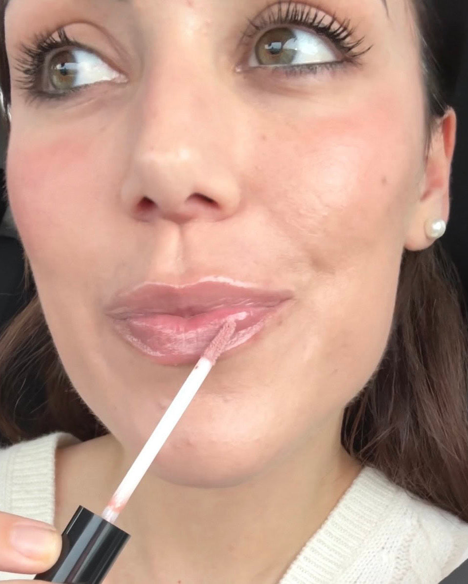GLOSSY LIP BUTTER - DONUT GLAZE